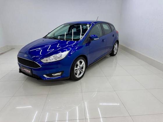 FORD FOCUS 1.6 SE PLUS 16V FLEX 4P MANUAL FORD FOCUS 1.6 SE PLUS 16V FLEX 4P MANUAL